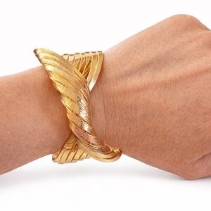 Gold Tone Twisted Cuff Bracelet – Statement Piece (New)